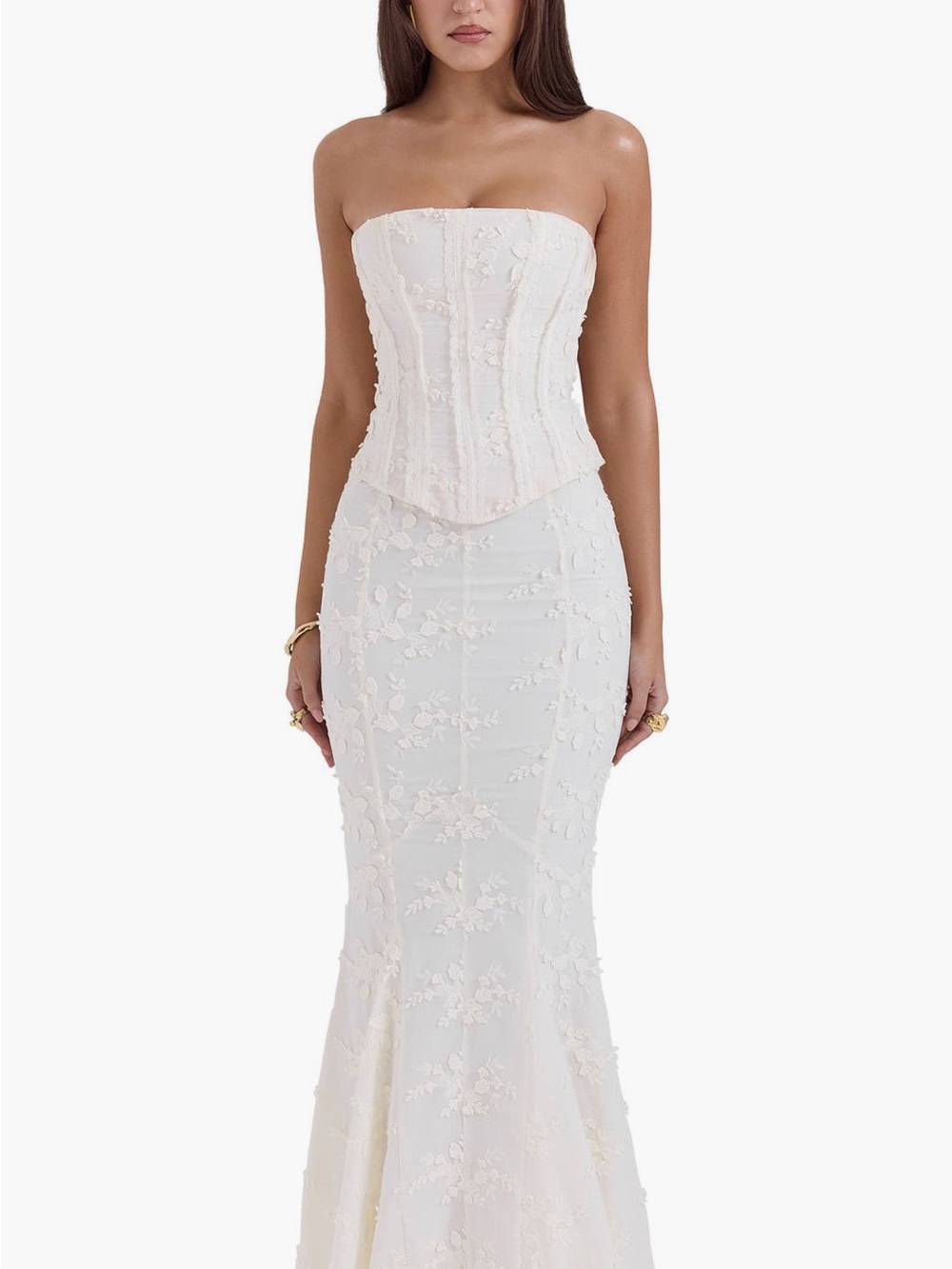 House of CB VERONICA
Vintage Ivory Embroidered Godet Maxi Skirt size - XL